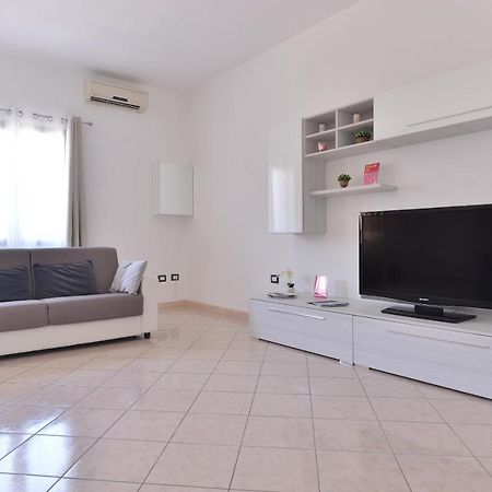Izzhome Lagoon Pula Extérieur photo